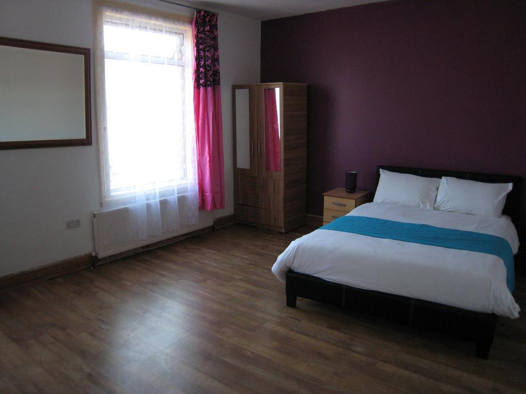 The Dream Resthouse Hotell London Exteriör bild