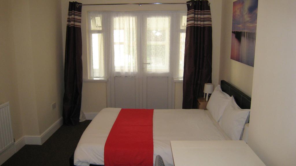 The Dream Resthouse Hotell London Exteriör bild